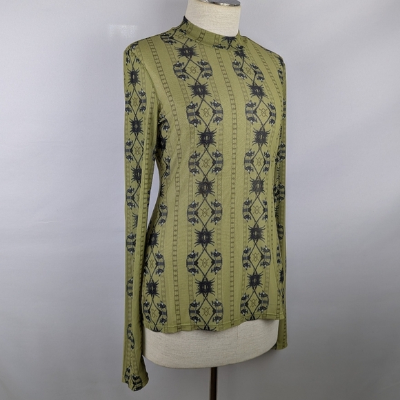 Daily Paper Pelembe Mesh T-Shirt Long Sleeve  Semi Sheer Leek Green L NWT - Picture 7 of 14